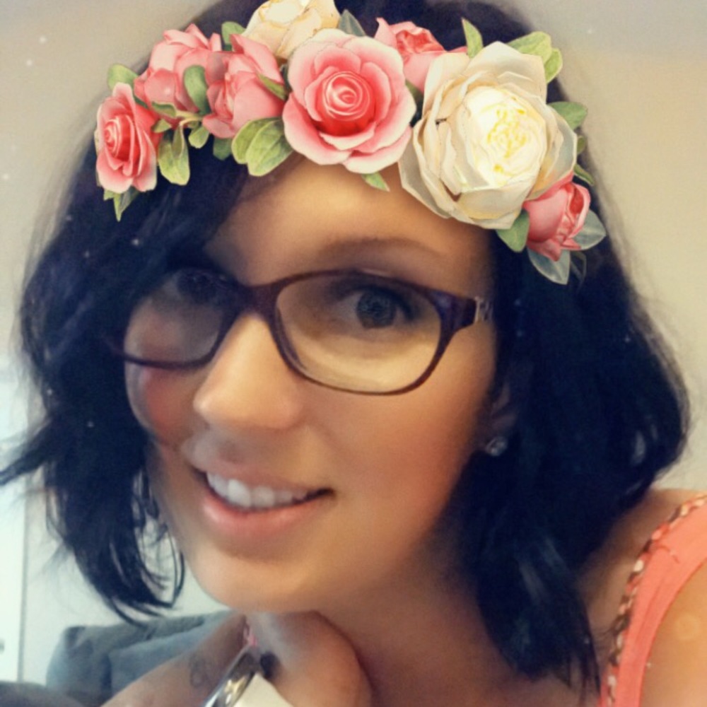 Meet your Posher, Nicole